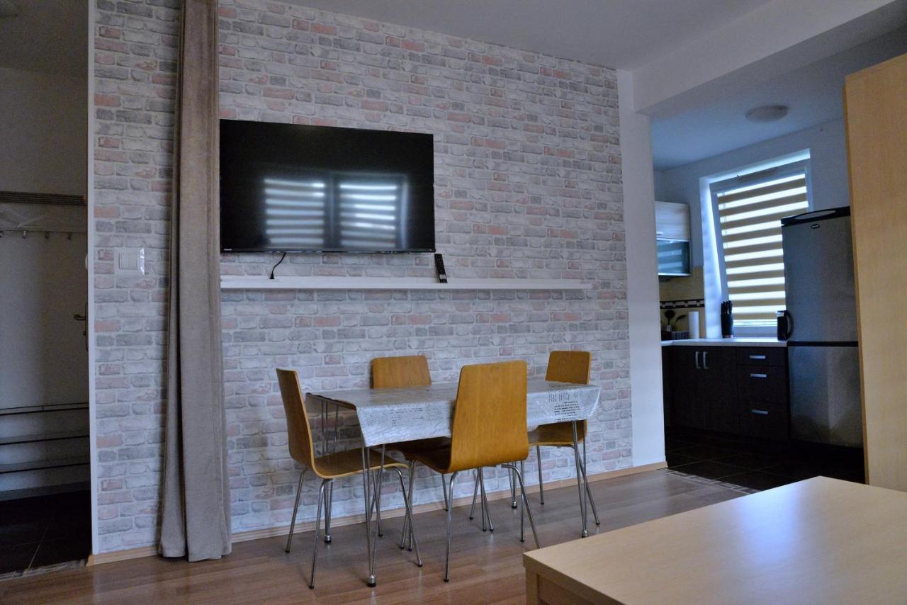 Ring - Apartment